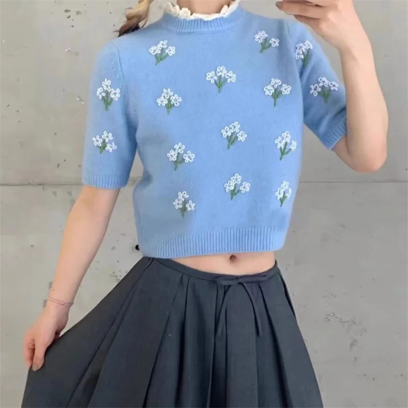 Women's sweater 2024 Autumn New in Fashionable Flower Embroidered Round Neck Pullover Wool blend short sleeved top y2k Knitwear