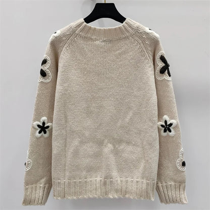 Women's sweater New in autumn 2024 floral embroidered round neck pullover stretch knitted slim women's long sleeved top Knitwear